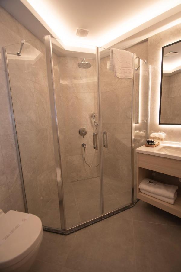 Vera Life Hotel Istanbul Exterior foto